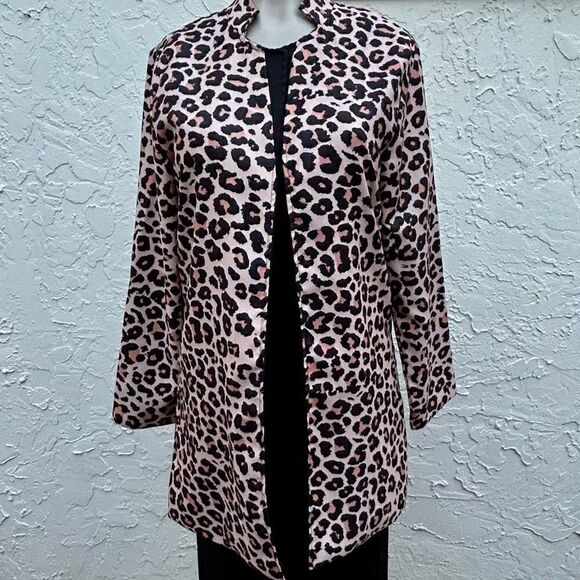 Fashion Jacket Women’s Size Large Leopard Print ￼Knee Length Lined Small Collar - Picture 2 of 13